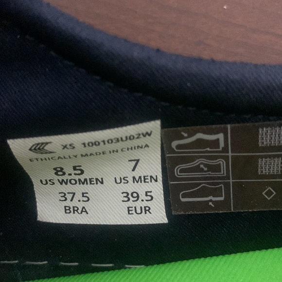 Cariama Women Low Top Navy Canvas Sneakers size 8.5 - Picture 10 of 10